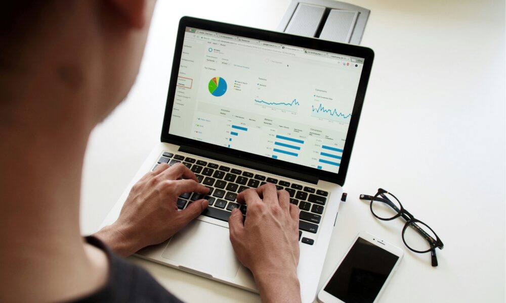 what-is-sentiment-analysis,-why-is-it-important-and-how-is-ai-simplifying-sentiment-analysis?